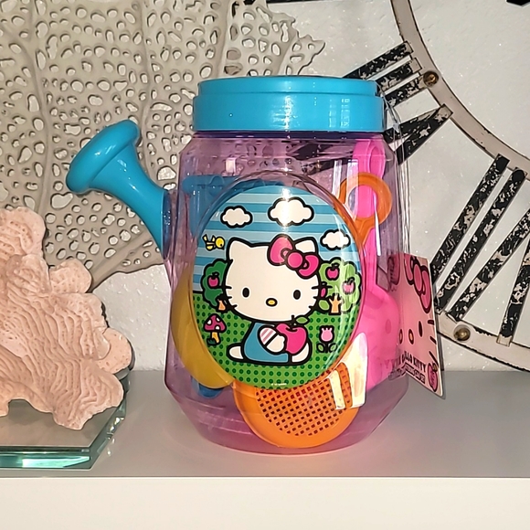 Hello Kitty Other - ⛱️ NWT. Hello Kitty Watering Can Set